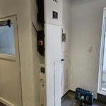 Qcells Speicherinstallation im Innenbereich – sauber & platzsparend
